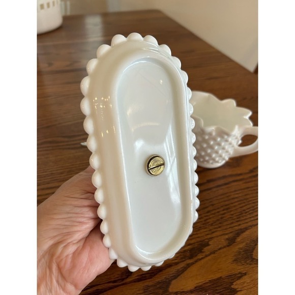 Hobnail White Mild Glass Sugar Bowl Creamer w/ Tray - Picture 4 of 6